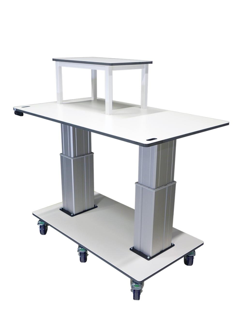 Laboratory equipment station with additional shelf for instrument modules